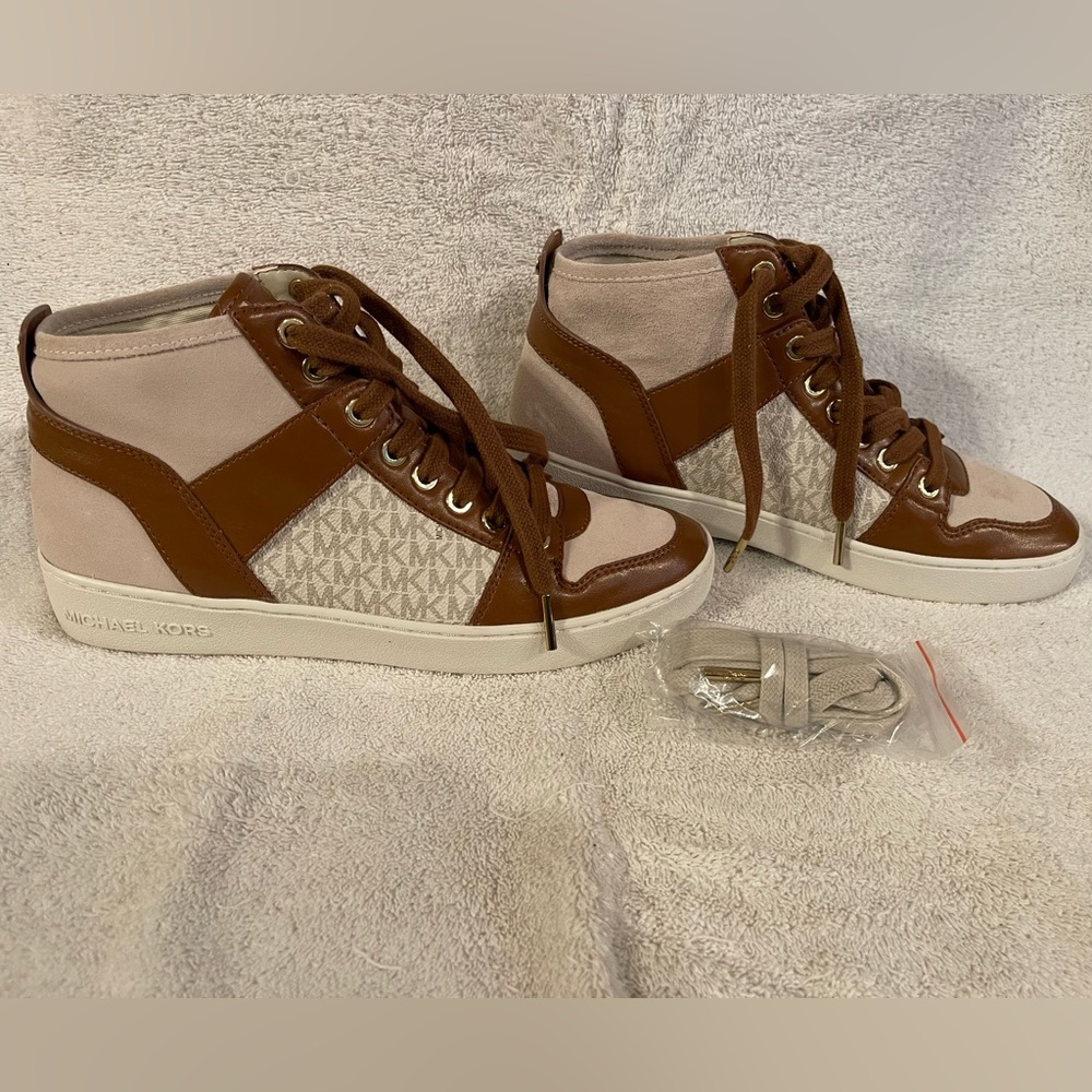 Michael Kors matty high top sneakers, Size 7.5 womens, brown/beige